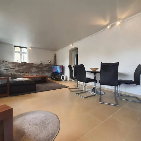 Downtown Berti Ap 3 - 2 Apartmán *