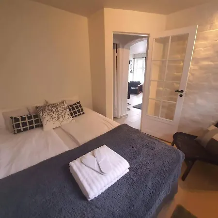 Downtown Berti Ap 3 - 2 Apartmán *